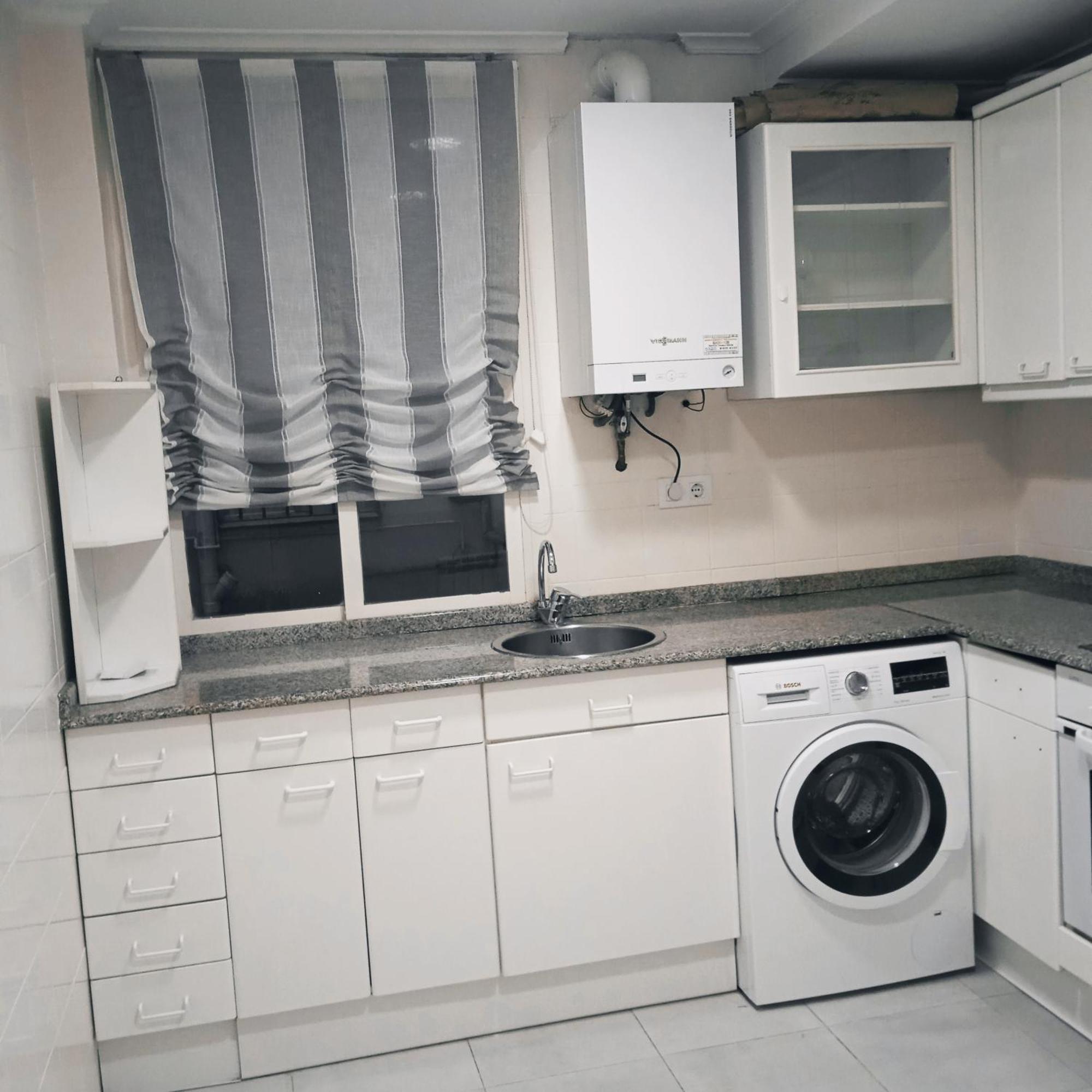 Hikari Centro Apartment Логроньо Екстериор снимка