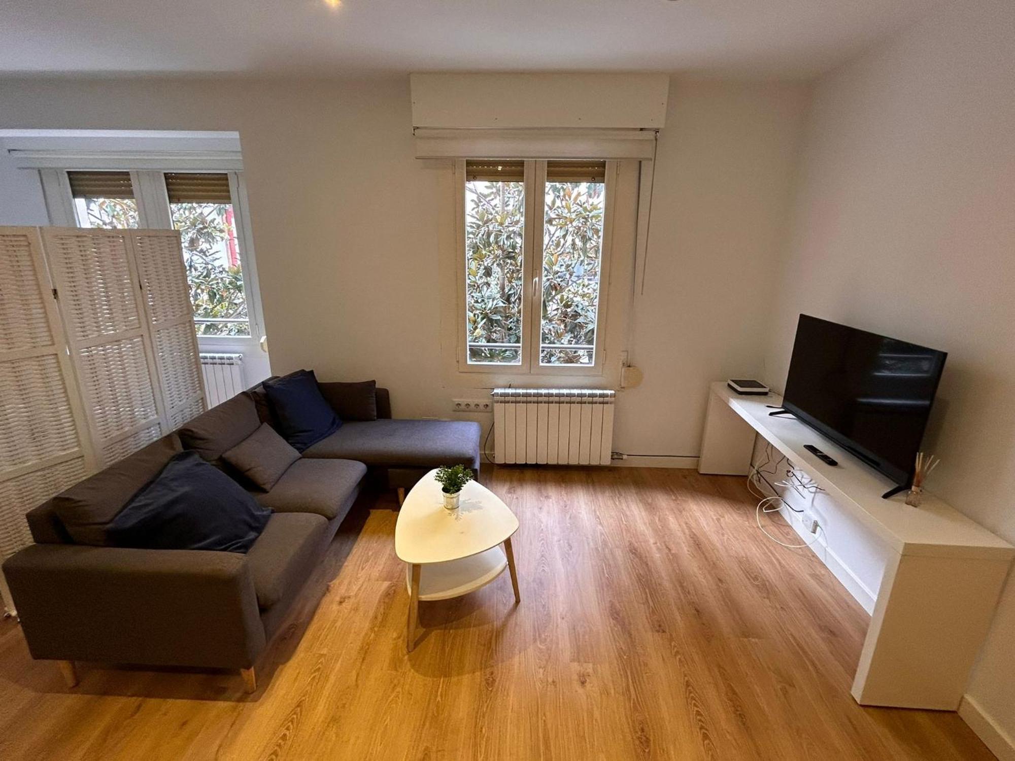 Hikari Centro Apartment Логроньо Екстериор снимка